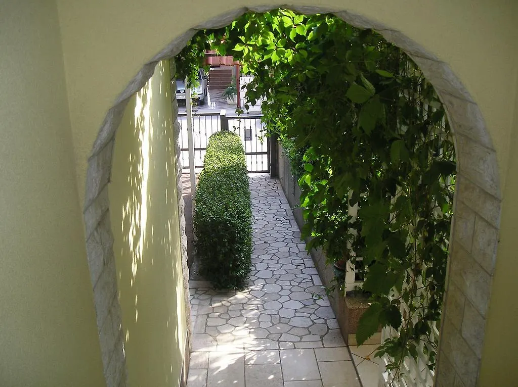 Apartments Ankica Crikvenica